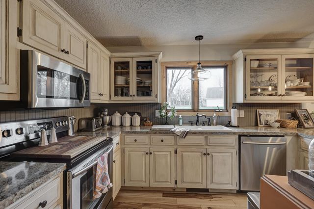 2032 Alison Street, Carthage, MO 64836