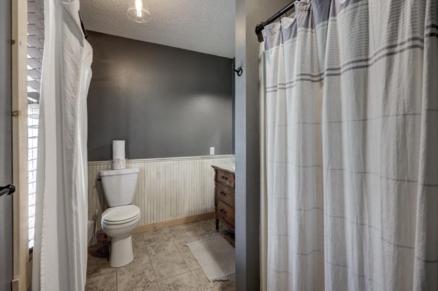 2032 Alison Street, Carthage, MO 64836