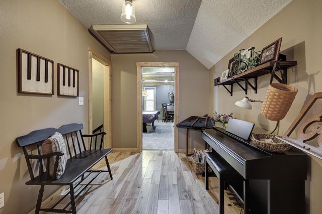 2032 Alison Street, Carthage, MO 64836