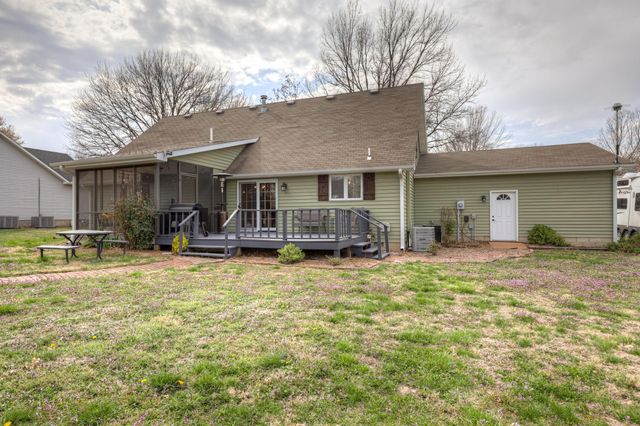 2032 Alison Street, Carthage, MO 64836