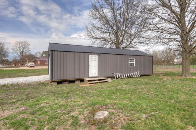 2032 Alison Street, Carthage, MO 64836