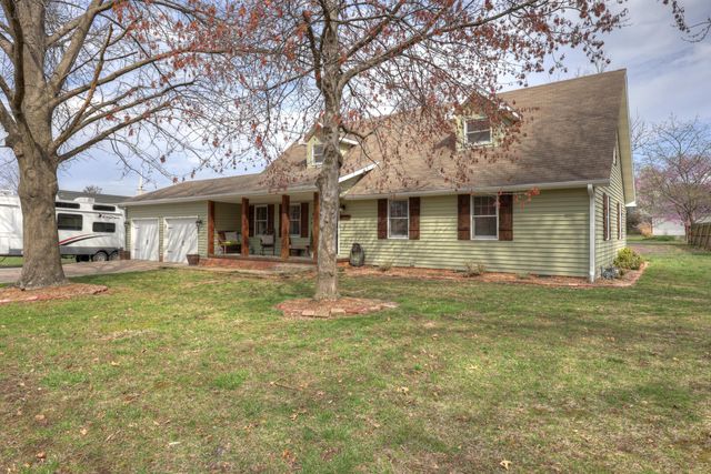 2032 Alison Street, Carthage, MO 64836