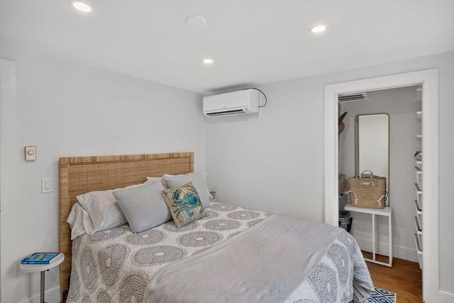 130 Spring Ln, Brewster, MA 02631