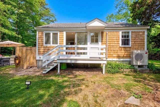 130 Spring Ln, Brewster, MA 02631