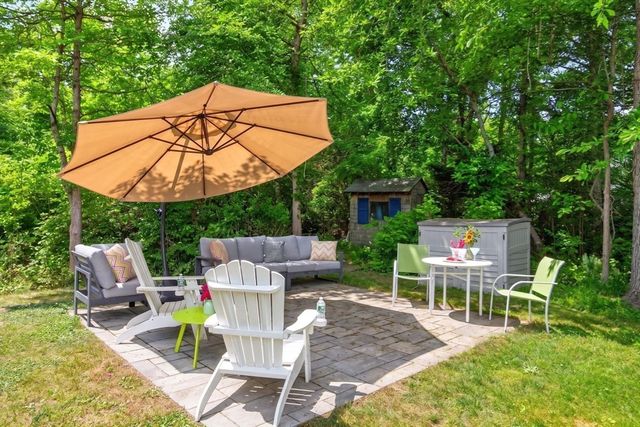 130 Spring Ln, Brewster, MA 02631