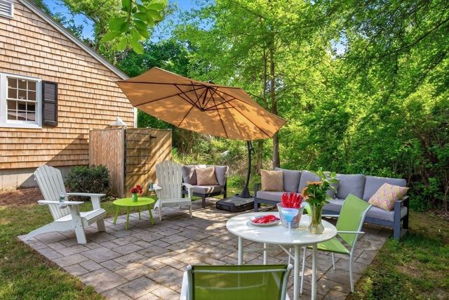 130 Spring Ln, Brewster, MA 02631