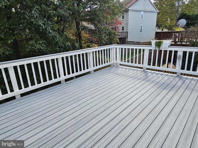 3332 PINEY RIDGE CT, Herndon, VA 20171