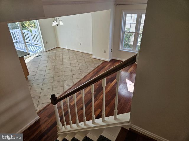 3332 PINEY RIDGE CT, Herndon, VA 20171