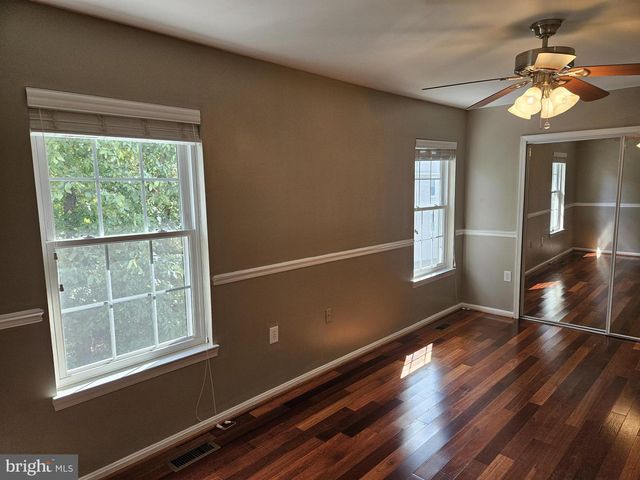 3332 PINEY RIDGE CT, Herndon, VA 20171