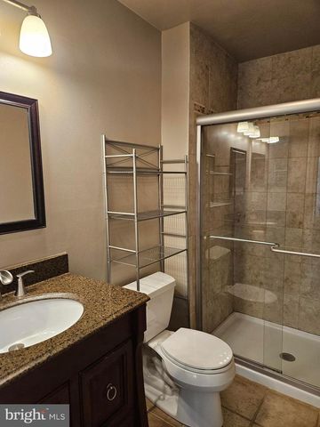 3332 PINEY RIDGE CT, Herndon, VA 20171