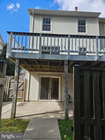 3332 PINEY RIDGE CT, Herndon, VA 20171