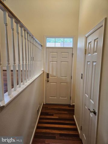 3332 PINEY RIDGE CT, Herndon, VA 20171