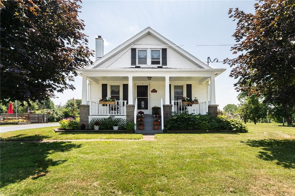 5984 Oatka Road, Warsaw, NY 14569