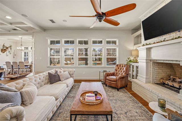 907 Cherry Street, Graham, TX 76450