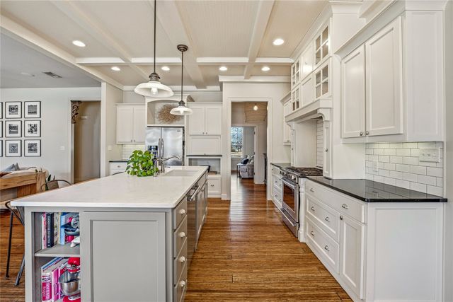 907 Cherry Street, Graham, TX 76450