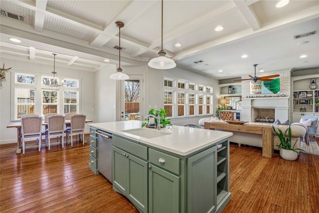 907 Cherry Street, Graham, TX 76450