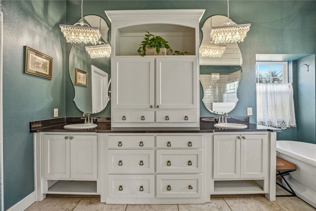 907 Cherry Street, Graham, TX 76450