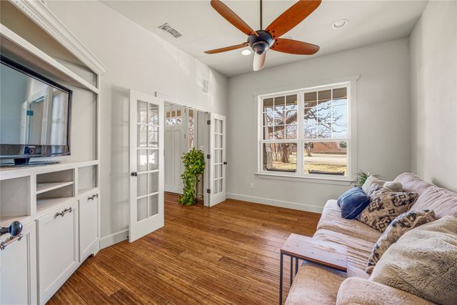 907 Cherry Street, Graham, TX 76450