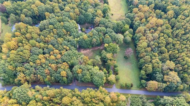 223 Wendy Oak Road, Reidsville, NC 27320