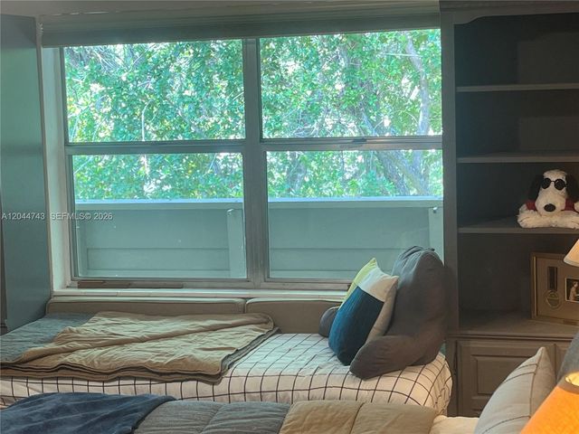 1205 Mariposa Ave 212, Coral Gables, FL 33146