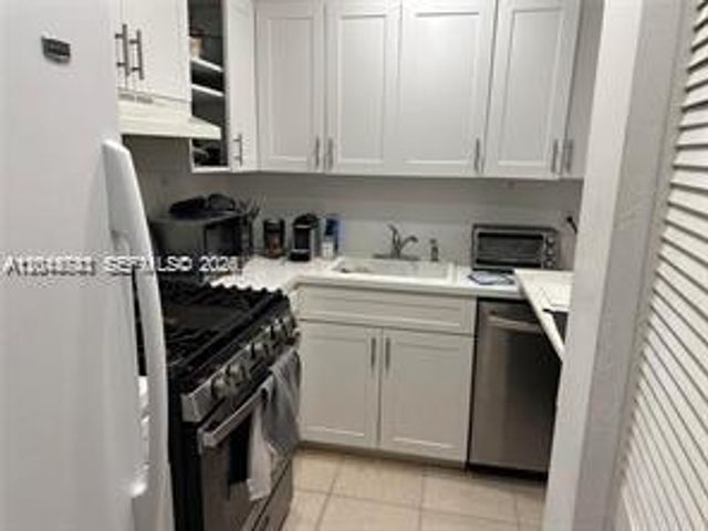 1205 Mariposa Ave 212, Coral Gables, FL 33146