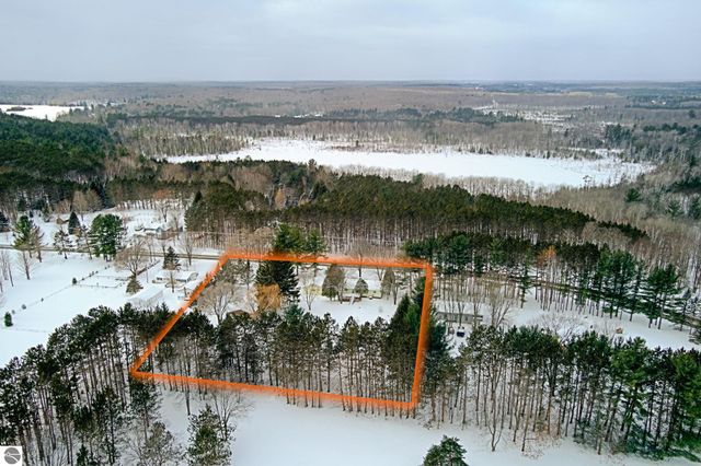 10903 N Long Lake Road, Traverse City, MI 49685