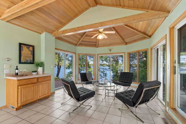 168 Peninsula Road, Medicine Lake, MN 55441