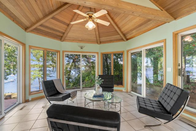 168 Peninsula Road, Medicine Lake, MN 55441