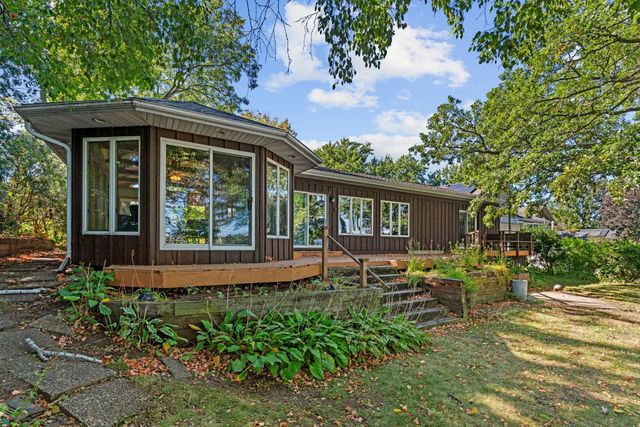 168 Peninsula Road, Medicine Lake, MN 55441