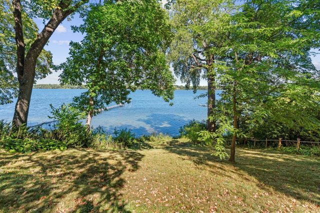168 Peninsula Road, Medicine Lake, MN 55441