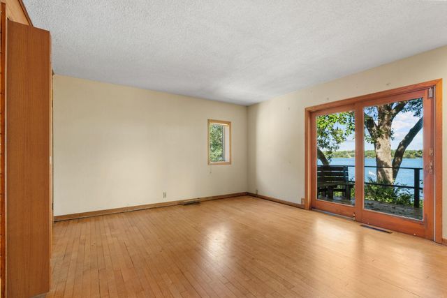 168 Peninsula Road, Medicine Lake, MN 55441