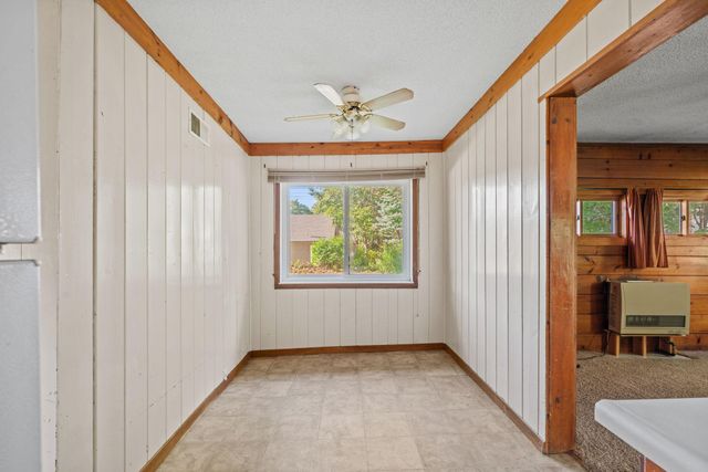 168 Peninsula Road, Medicine Lake, MN 55441