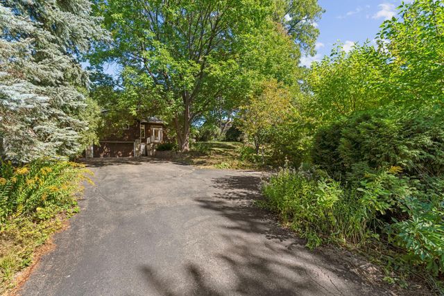 168 Peninsula Road, Medicine Lake, MN 55441