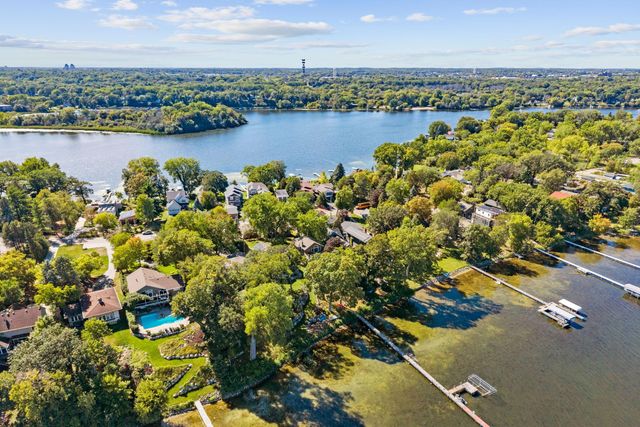 168 Peninsula Road, Medicine Lake, MN 55441