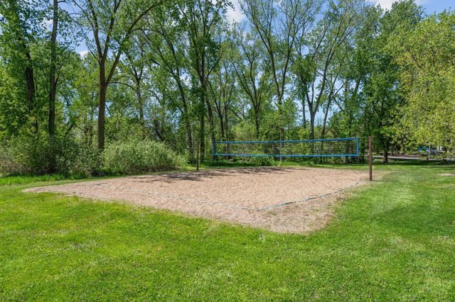168 Peninsula Road, Medicine Lake, MN 55441