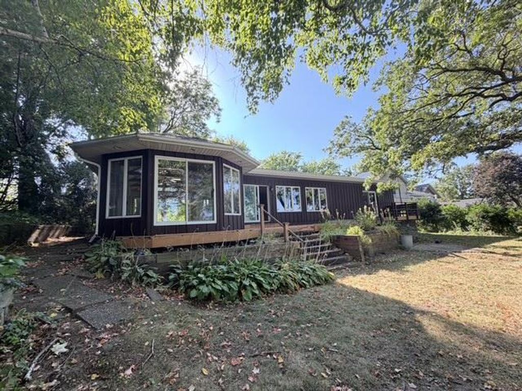 168 Peninsula Road, Medicine Lake, MN 55441 — photo 4