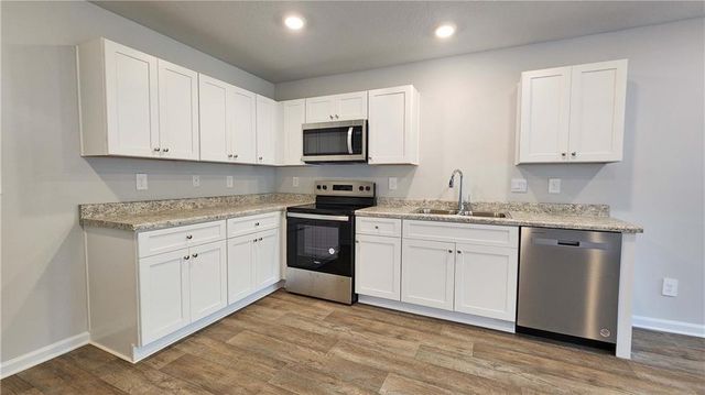 7692 Oakmont Drive E, Theodore, AL 36582