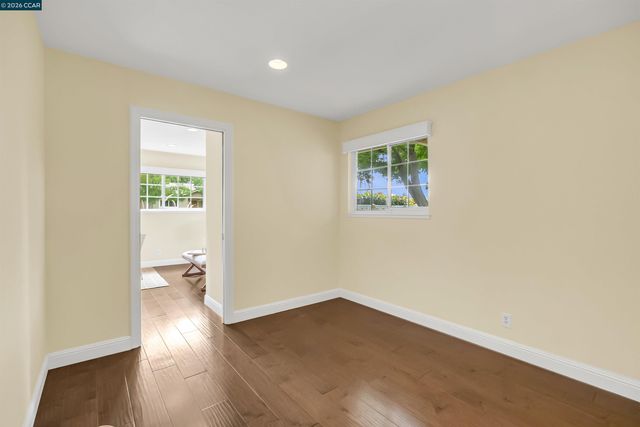 2330 Gill Port Ln, Walnut Creek, CA 94598