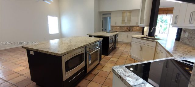 659 Verona Pl 659, Weston, FL 33326