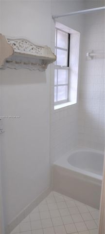 659 Verona Pl 659, Weston, FL 33326