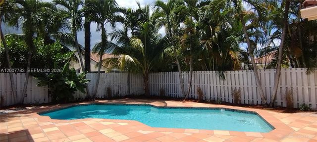 659 Verona Pl 659, Weston, FL 33326