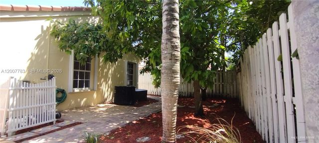 659 Verona Pl 659, Weston, FL 33326