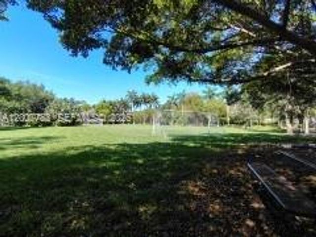 659 Verona Pl 659, Weston, FL 33326