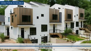 207 Sunset Road, Ann Arbor, MI 48103