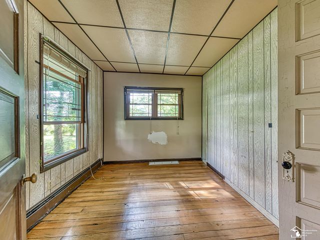 1660 W Sterns Road, Bedford Twp, MI 48182