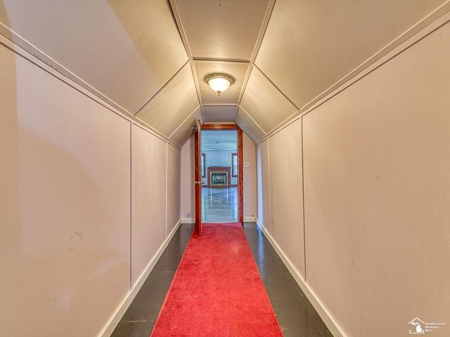 1660 W Sterns Road, Bedford Twp, MI 48182