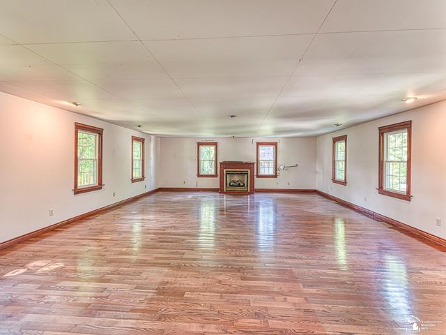 1660 W Sterns Road, Bedford Twp, MI 48182