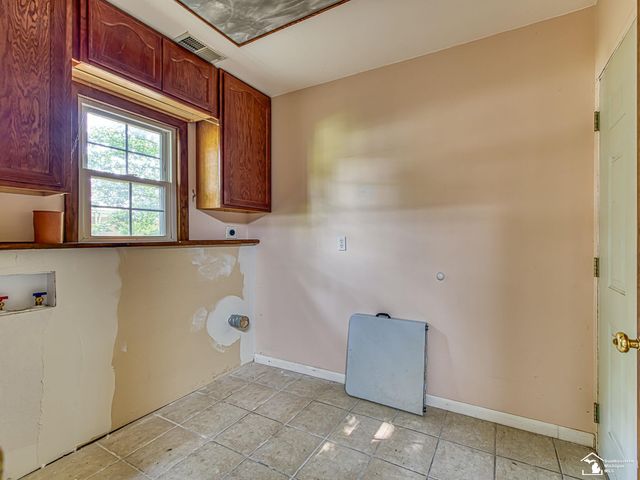 1660 W Sterns Road, Bedford Twp, MI 48182