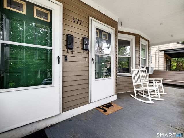 977 Townsend Avenue, New Haven, CT 06512