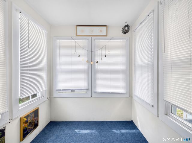 977 Townsend Avenue, New Haven, CT 06512